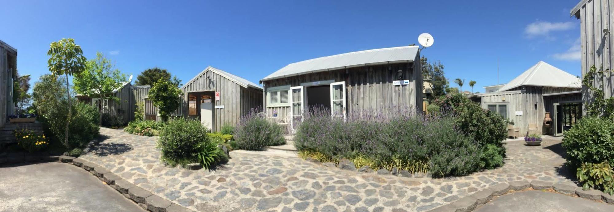 Mangawhai Chalets Exteriör bild