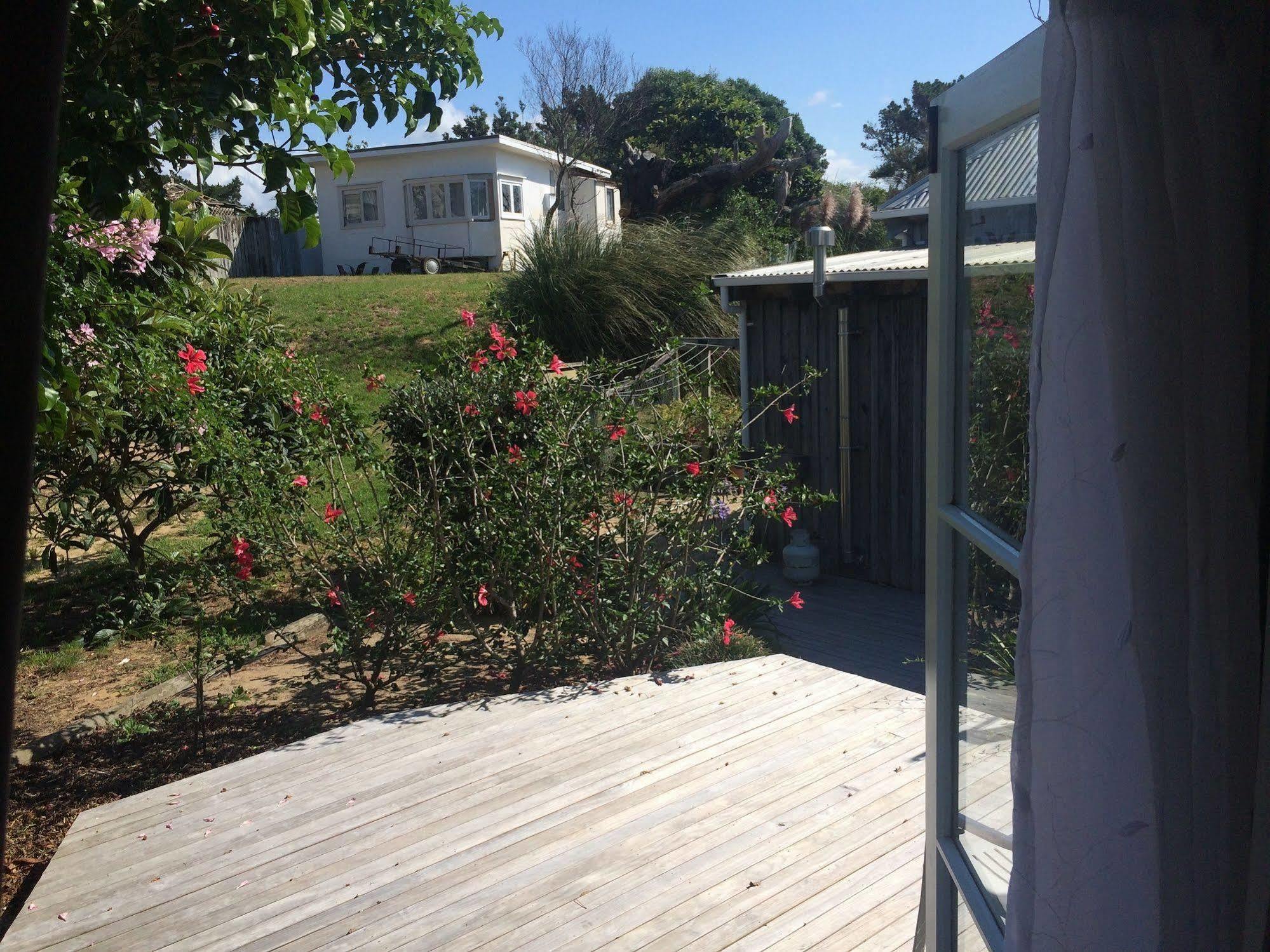 Mangawhai Chalets Exteriör bild