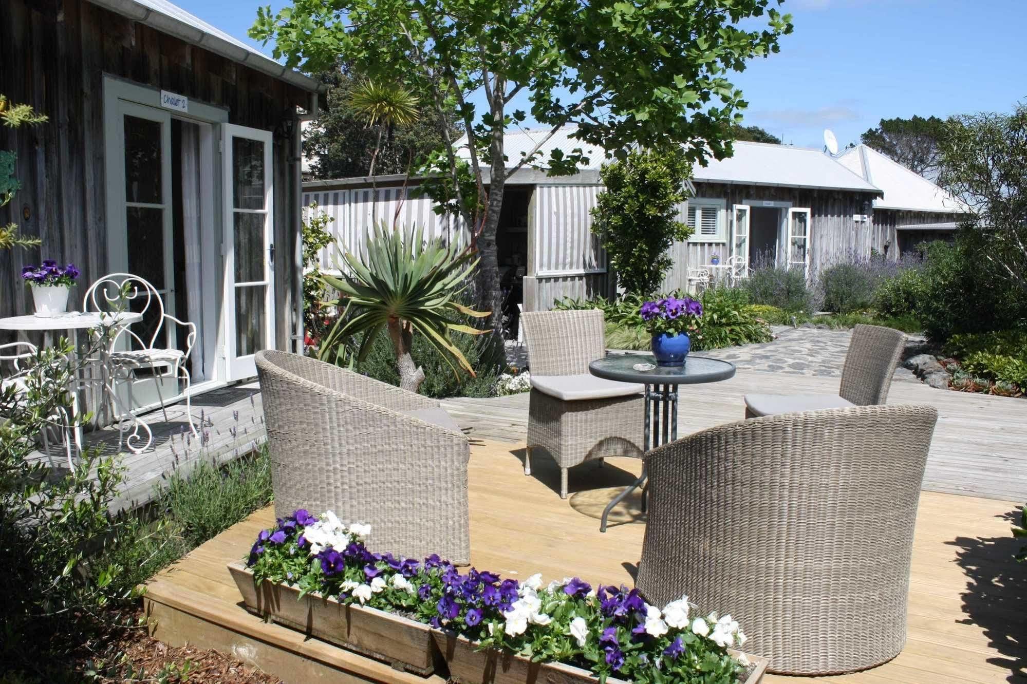 Mangawhai Chalets Exteriör bild
